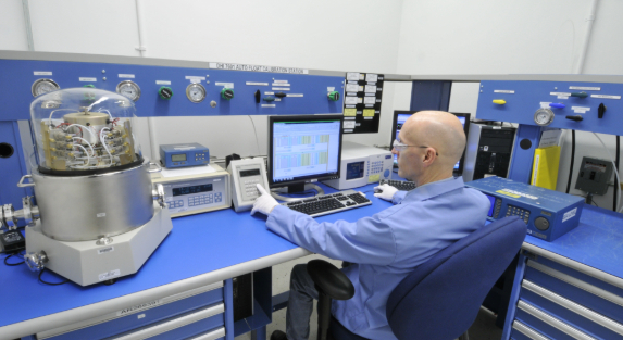 lab measurement instruments